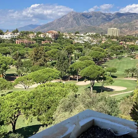 Suite F Up, Rio Real, Marbella شقة ماربيا